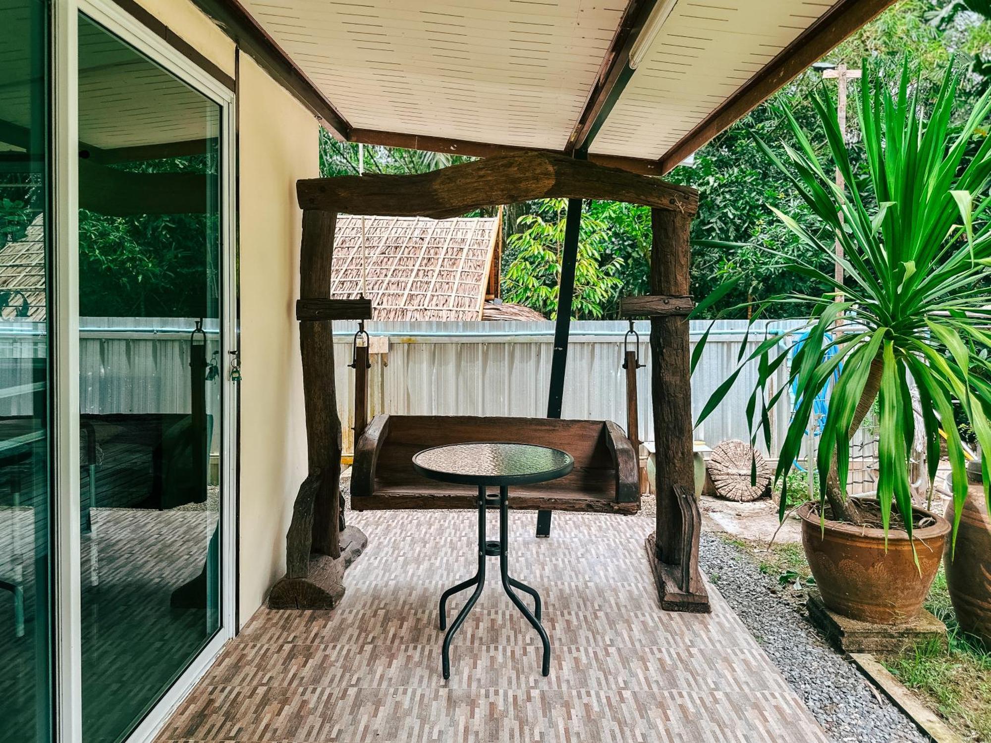 Baan Panmala Guesthouse - Ao Luek, Krabi town Eksteriør bilde