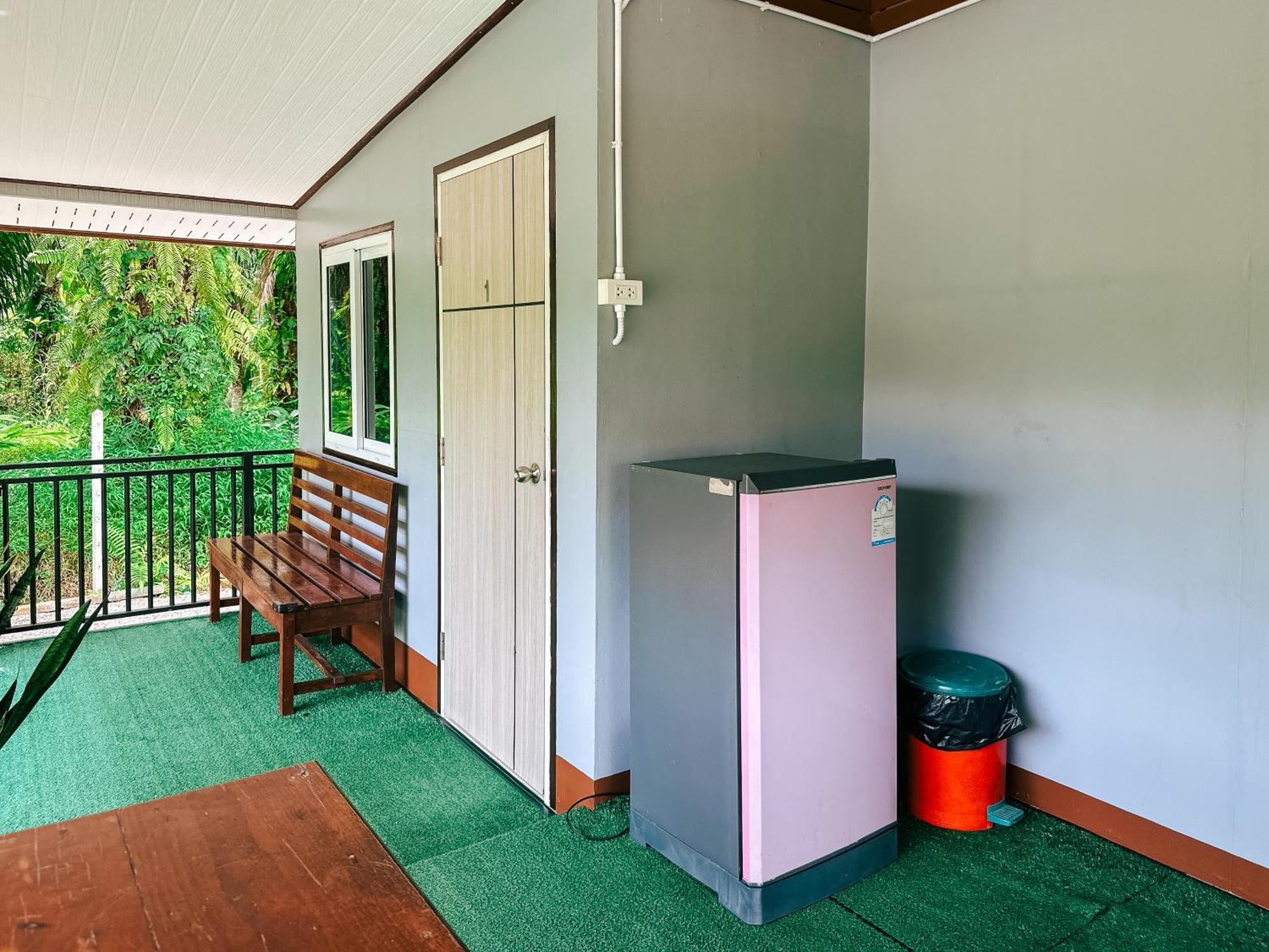Baan Panmala Guesthouse - Ao Luek, Krabi town Eksteriør bilde