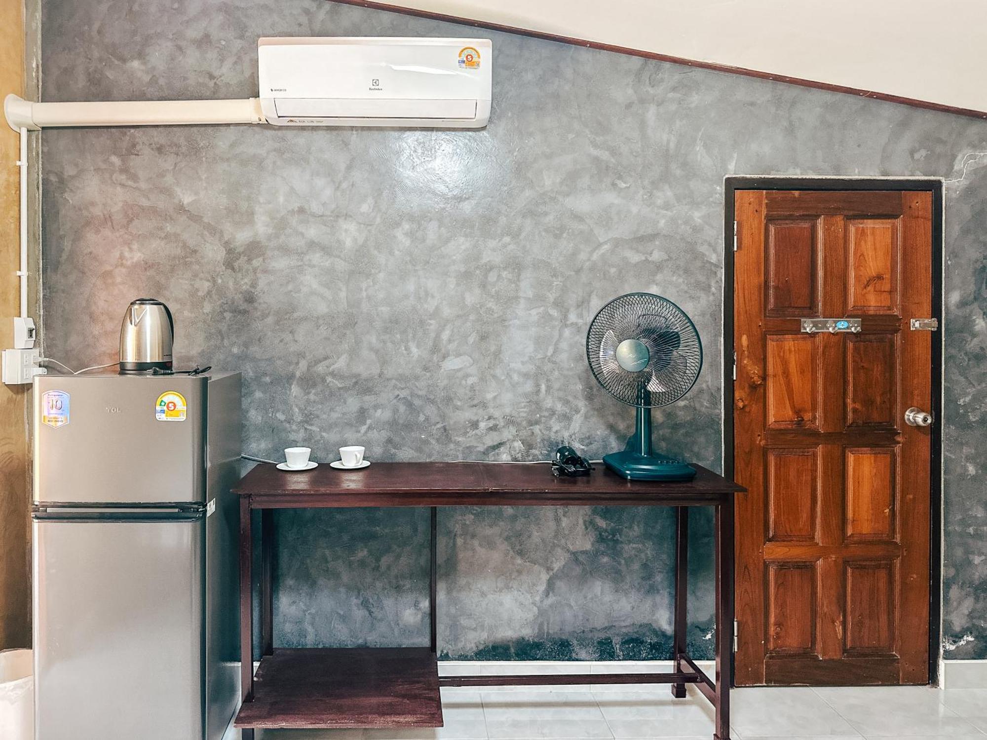 Baan Panmala Guesthouse - Ao Luek, Krabi town Eksteriør bilde